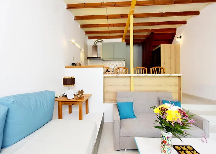 Liri - Family Paradise إياليسوس