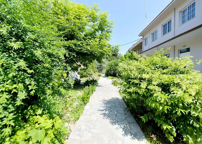 Liri - Family Paradise